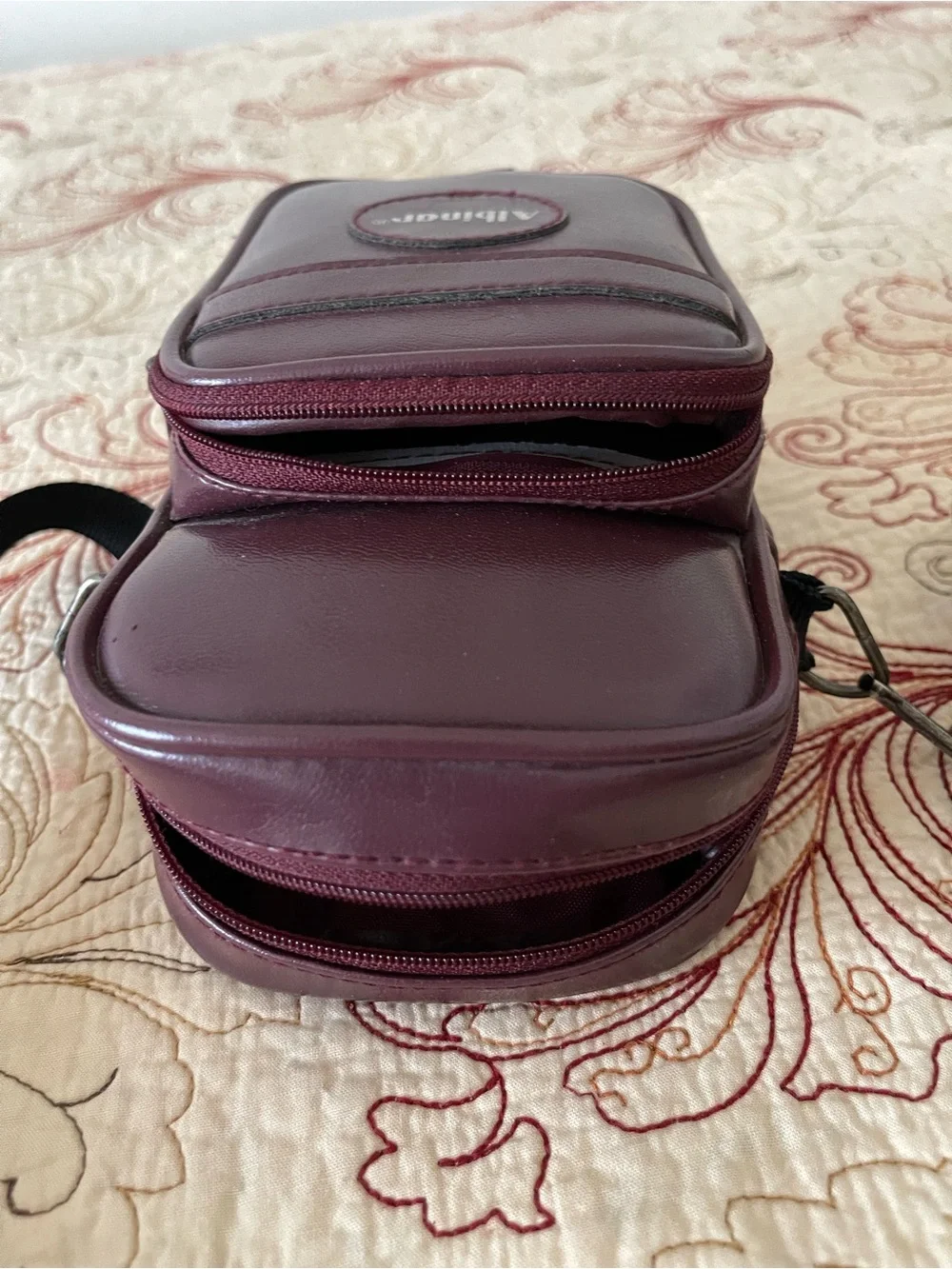 OLYMPUS Infinity Zoom 210 camera